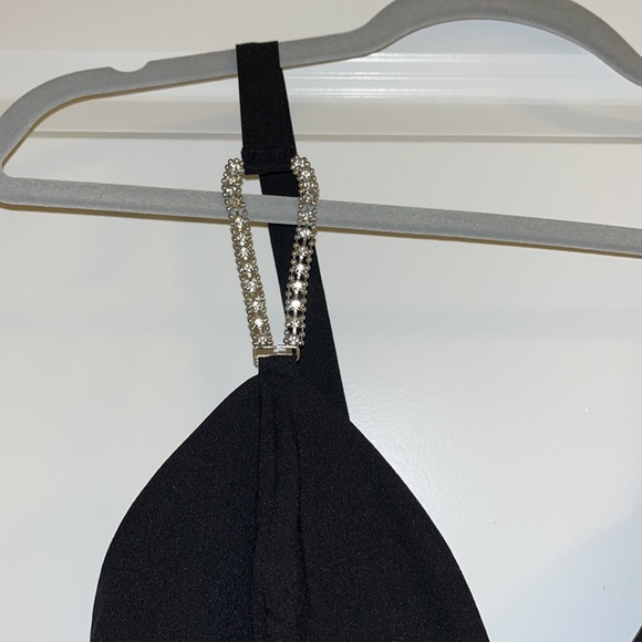 Black mini dress - Picture 2 of 3